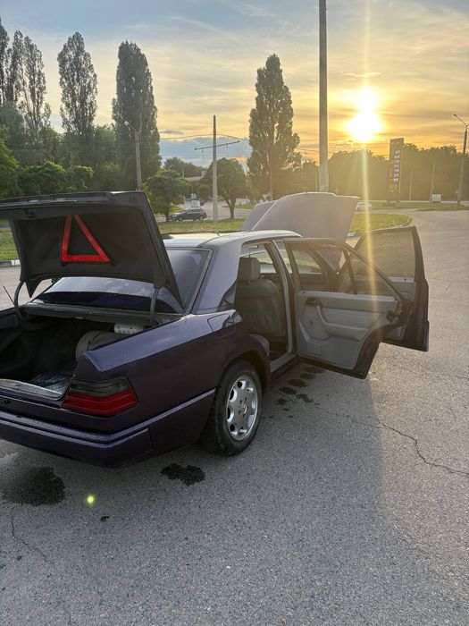 Mercedes 124 e200 г/б