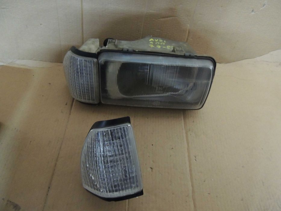 Lampa przednia prawa europejska Audi 100 C2 LIFT 79,80,81,82
