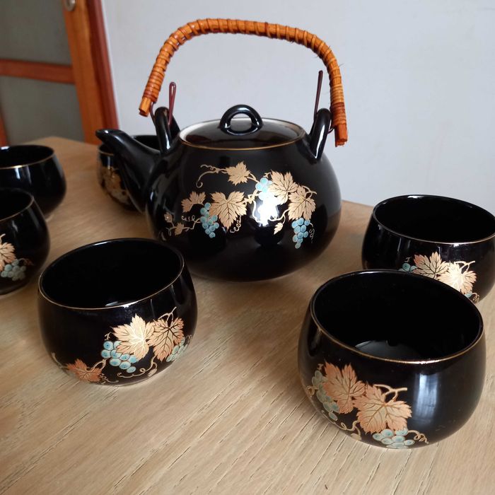 Kolekcjonerski  Złocony Porcelanowy Zestaw