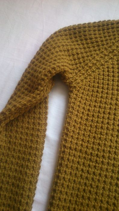 sweter damski twarzowy