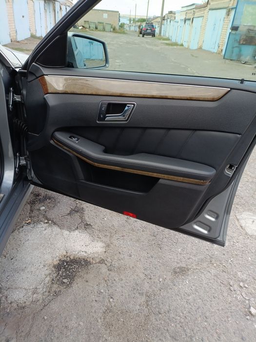 Продам Mersedes E220,w212