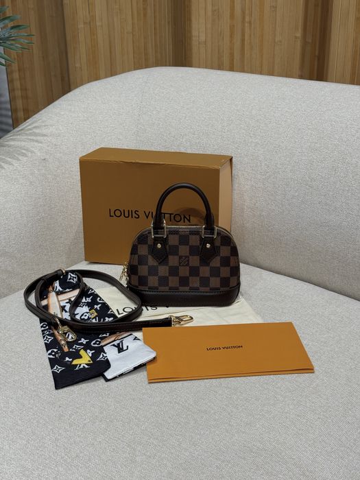 Сумка Louis Vuitton Nano Alma Bag Canvas