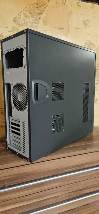 Obudowa komputera - Chiftec