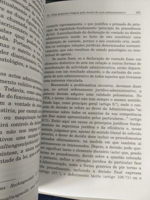 A teoria do ato e a justiça administrativa