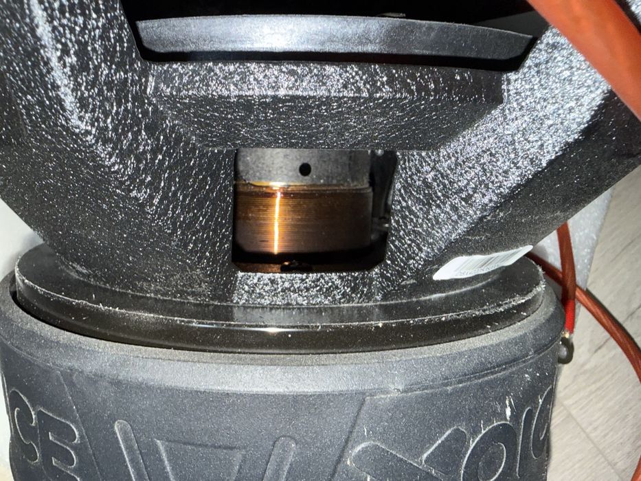 Voice DBX-420 продам сабвуфер