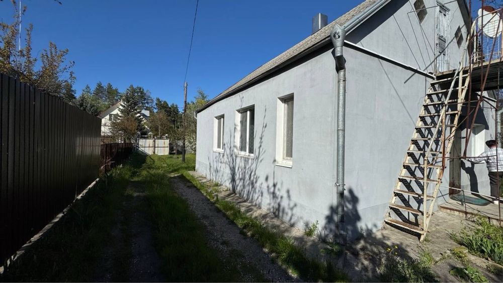 Продаж будинку  Орлівщина  , поруч ліс і річка , гараж , літня кухня , будинок з газом , євіднлвленя : так