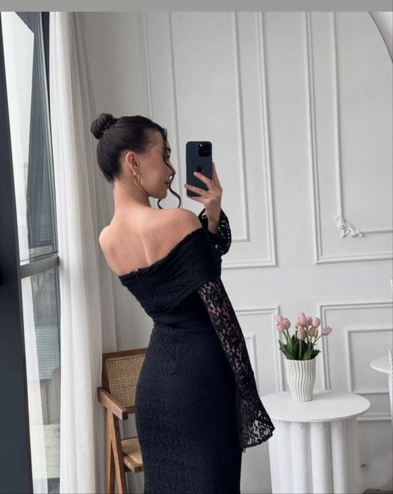 Жіноча гепюрова сукня S-M