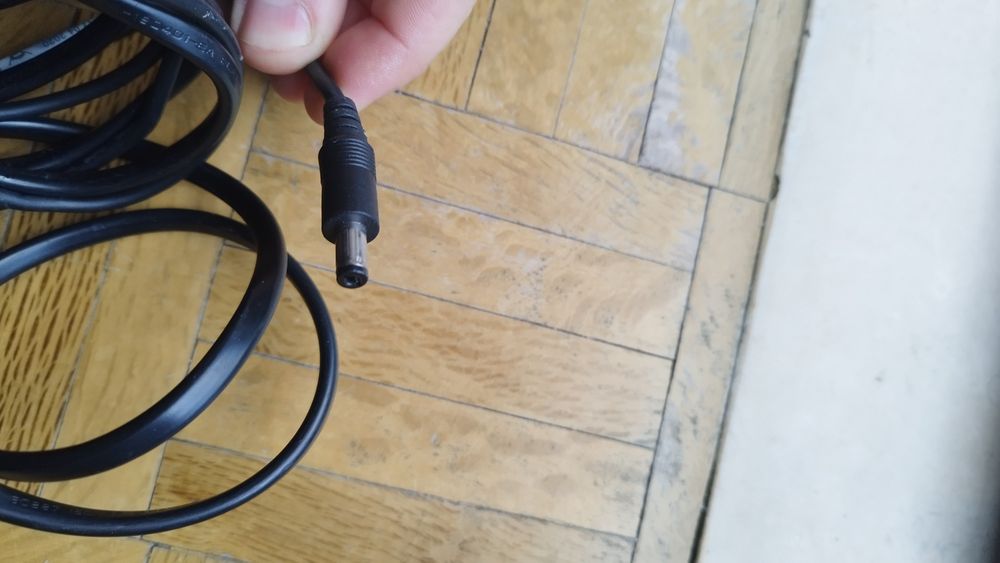 Carregador 24v 2.5 A