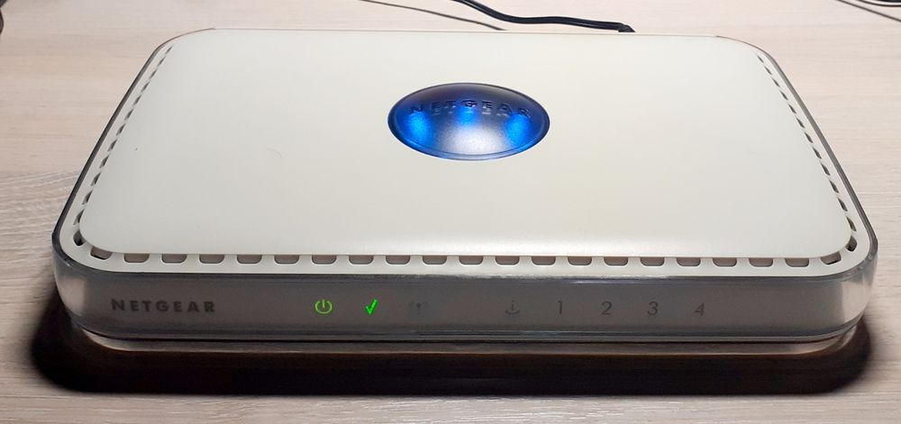 Роутер маршрутизатор NETGEAR WPN824 v2 Wi-Fi