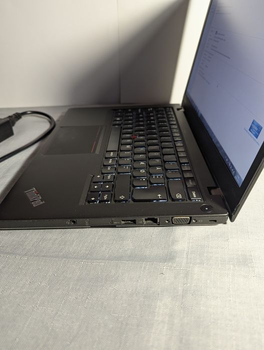 Lenovo ThinkPad T440S  8gb ram i5 120gb SSD bateria 2,5h Windows 7