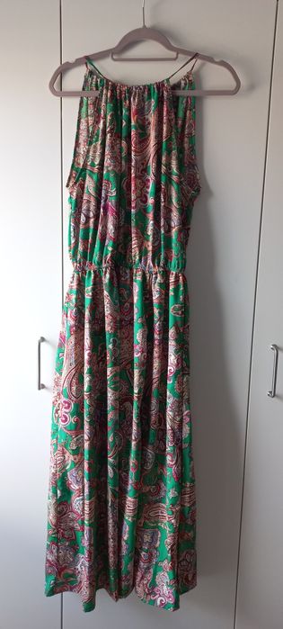 Długa zielona sukienk