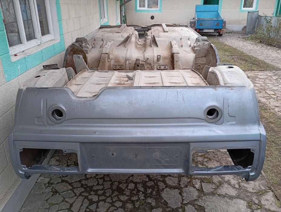 Продам кузов 2107 в рідні фарбі в гарному стані