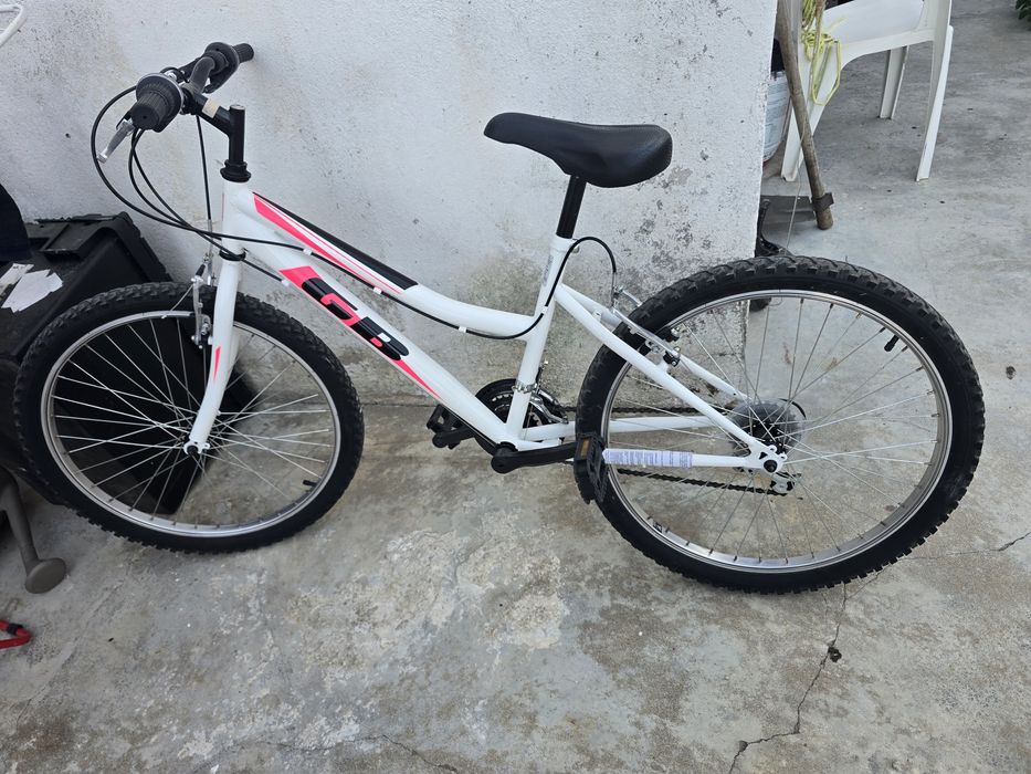 Bicicleta muito nova