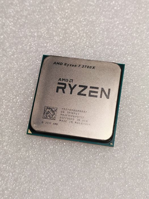 Procesor AMD Ryzen 7 2700X (AM4)