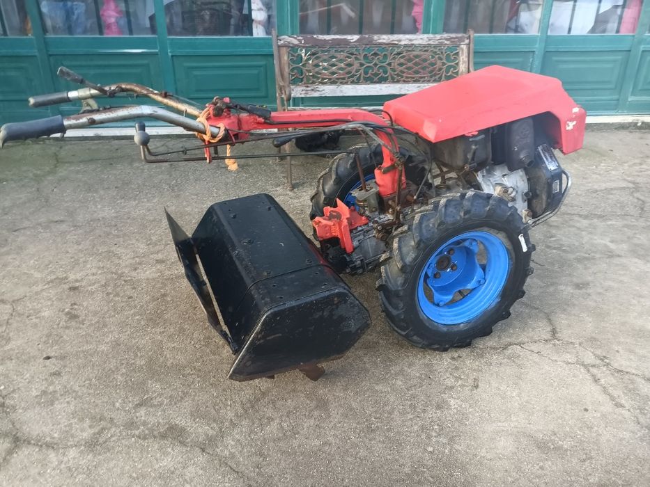o das fotos , impecável , valpadana 14 CV diesel com fresa