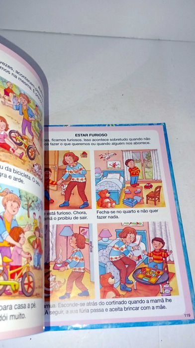 Dicionário por Imagens da Vida das Crianças