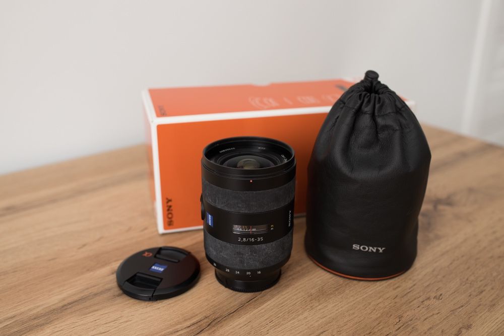 Sony 16-35mm F2.8 ZA SSM. Carl Zeiss