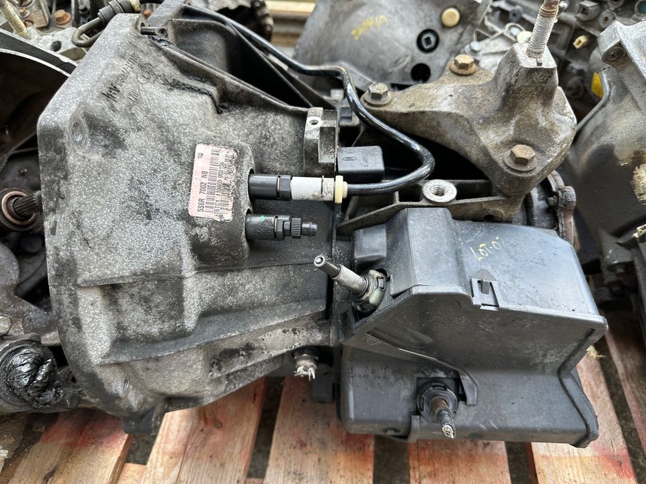 Caixa de Velocidades Ford Fiesta 5 1.6 TDCI 5S6R-7002-NB