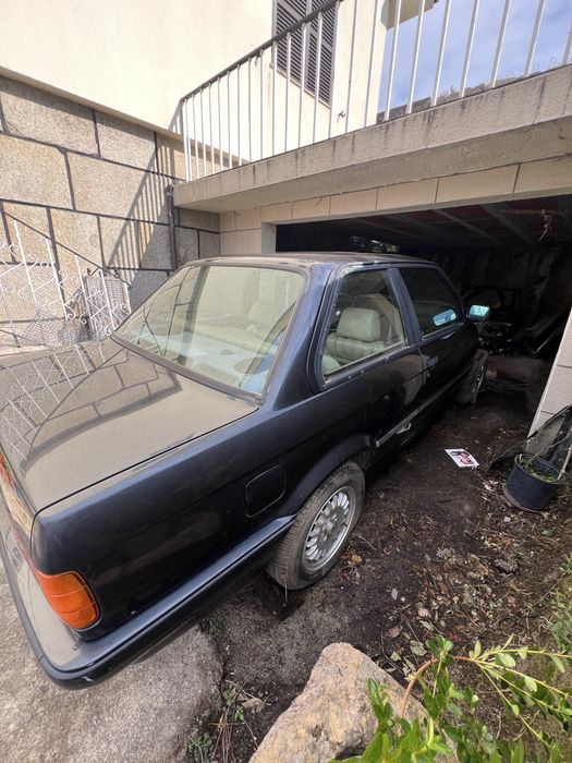 BMW E30 Coupé 320i