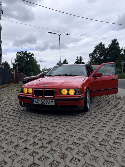 BMW E36 316I Hellrot Sedan 1.6