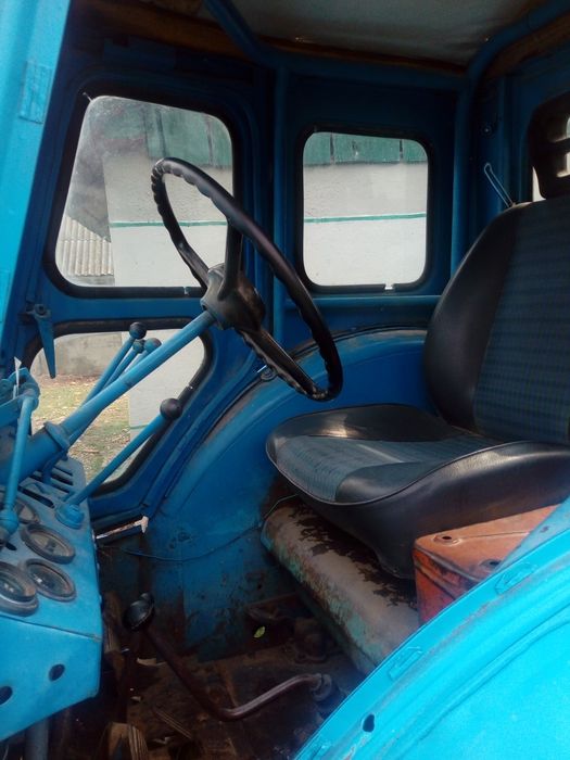 Продам трактор т 40.