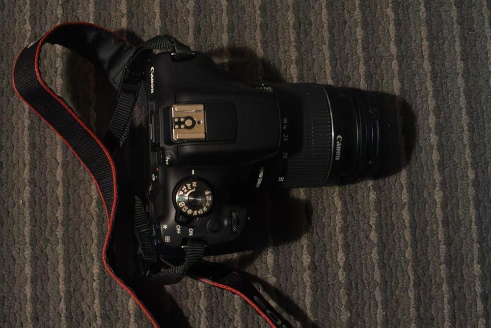 Canon eos2000d używany