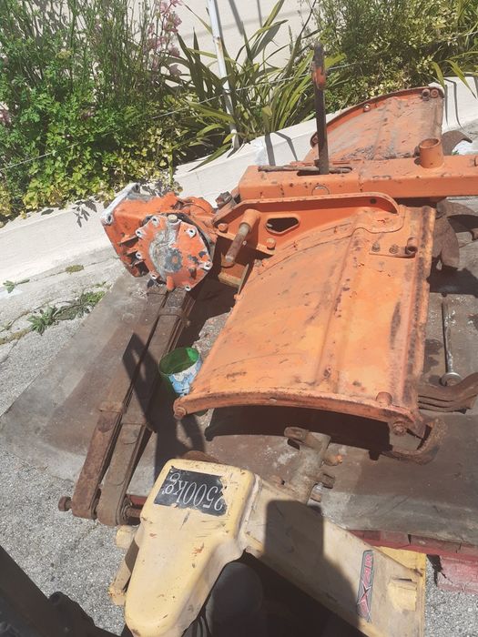 Frese kubota para peças pneus de vários medidas todo usados em bom pre