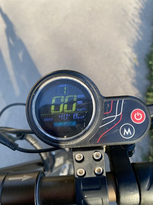 Електросамокат Kugo m4 pro