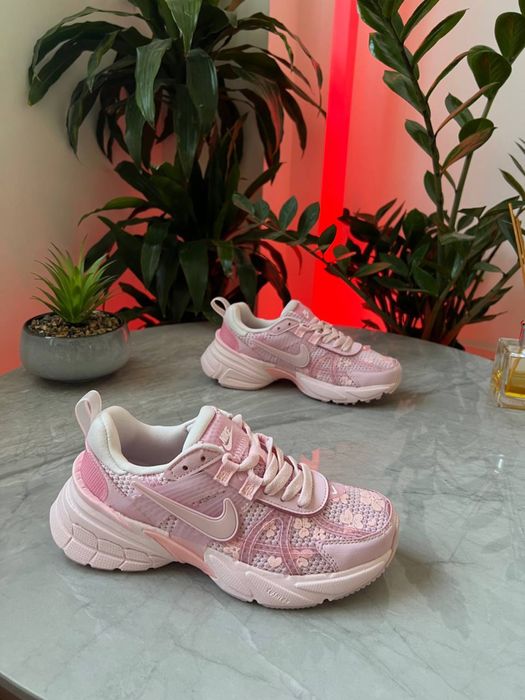 Nike Runtekk V2K  Pink Flowers, Найки