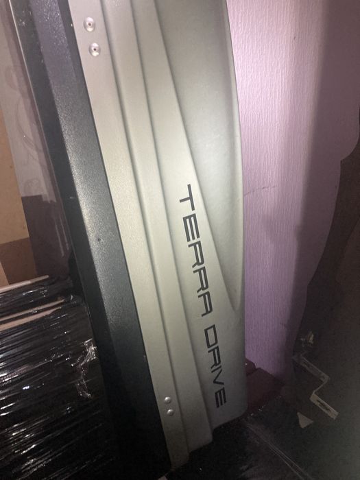 Продам багажник автомобільний грозовий бокс Terra Drive