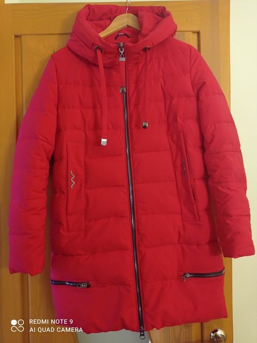 Зимове пальто, пуховик