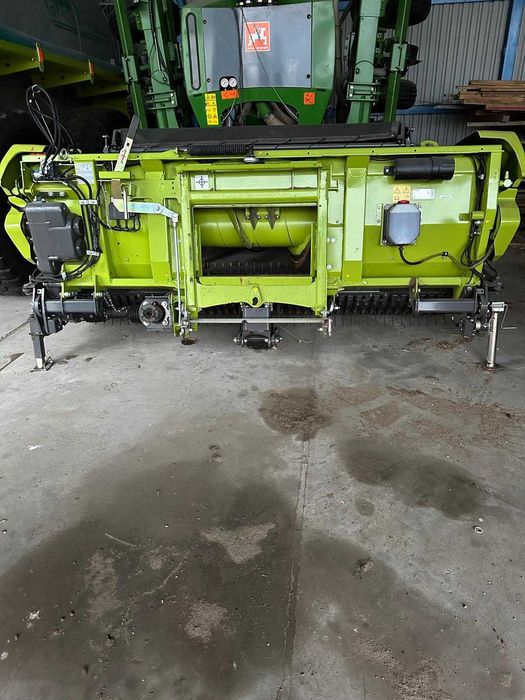 Claas Pick Up300