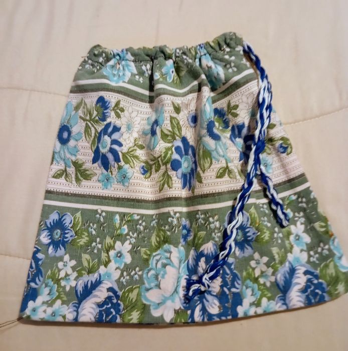 8 sacos de pão ou outras utilidades