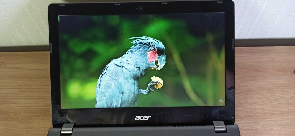 Chromebook Acer C740 — 128GB SSD / до 7 часов работы от батареи