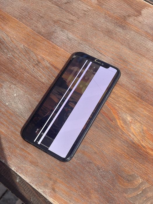 iPhone 11pro 256gb все повністю працює