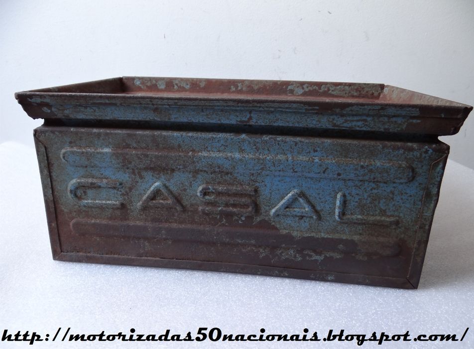 Caixa de Metal da Metalurgia Casal