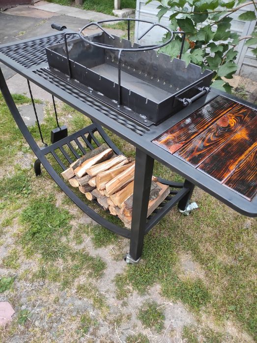 Продам мангал виготовлений власноруч в стилі лофт.