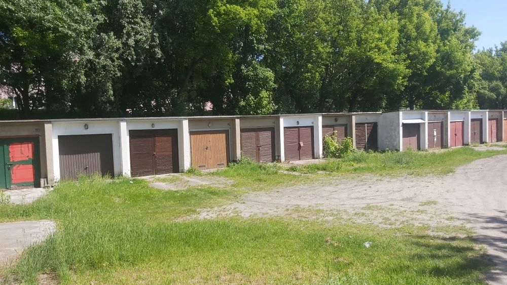Garaż Bonin Winiary Murowany