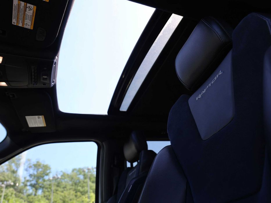 Ford F-150 Raptor      2020