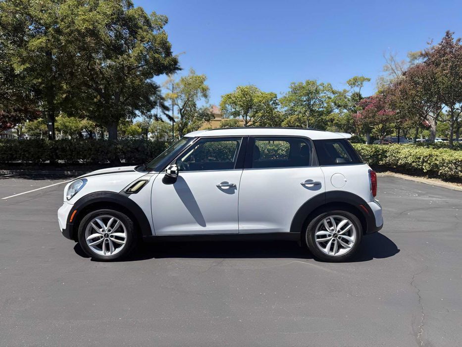 MINI Cooper Countryman      2013