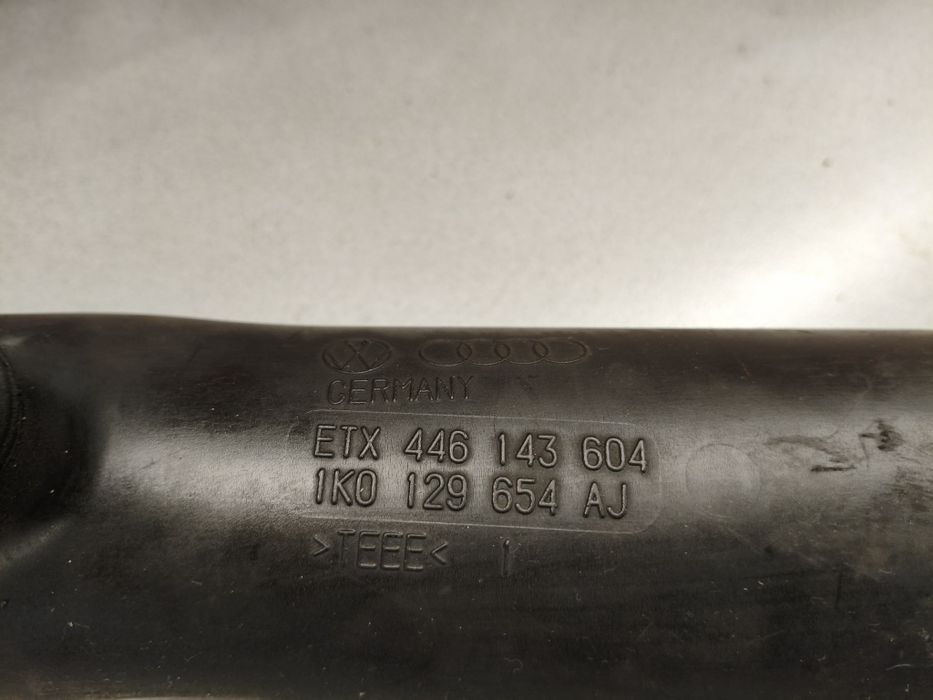 Przewód powietrza intercoolera Volkswagen Passat B6 1.9 2.0 TDi