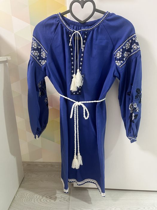 Вишиванка- плаття для дівчинки