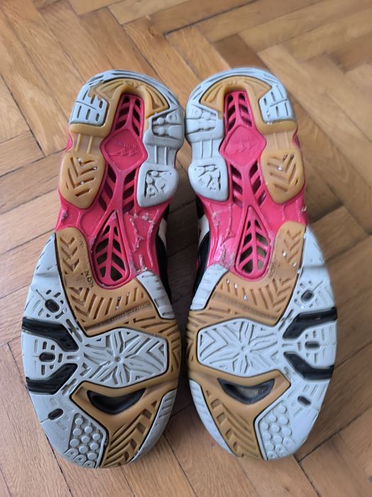 Mizuno Tornado 8 buty do siatkówki 41