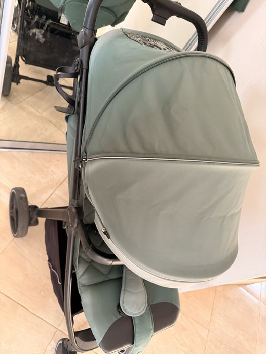 Прогулянкова коляска Carrello Bravo (Карелло Браво) всесезонна