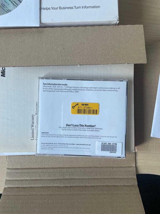 Microsoft SQL Server 7.0 Box