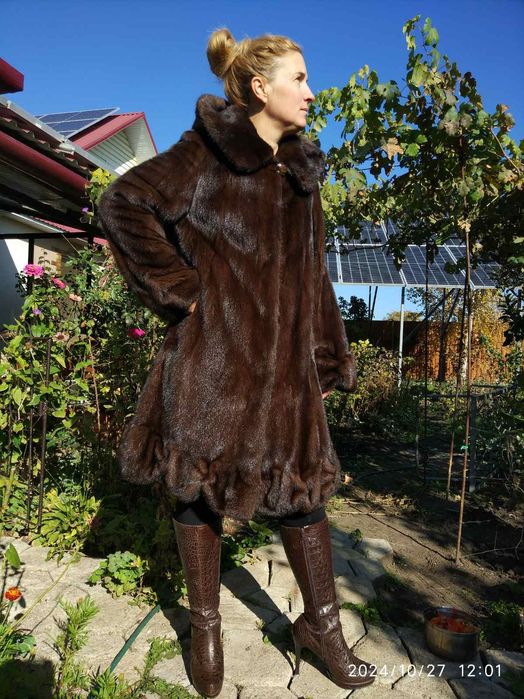 Продам новую натуральную норковую шубу