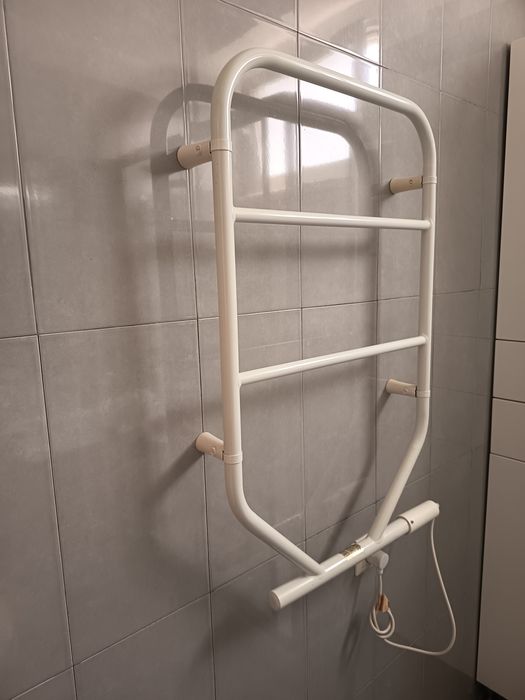 Toalheiro Eléctrico