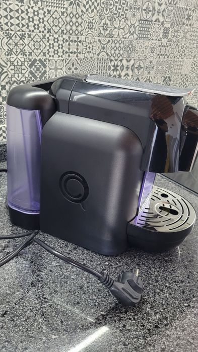 Máquina de Café Delta Q Mini Qool – Com Manual e Como Nova