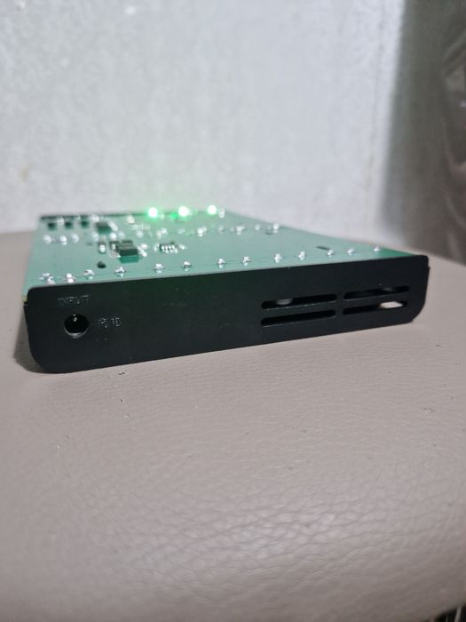 Безперебійник, ДБЖ  УПС для роутера на 12 акумуляторів 12/24V  110 Вт/