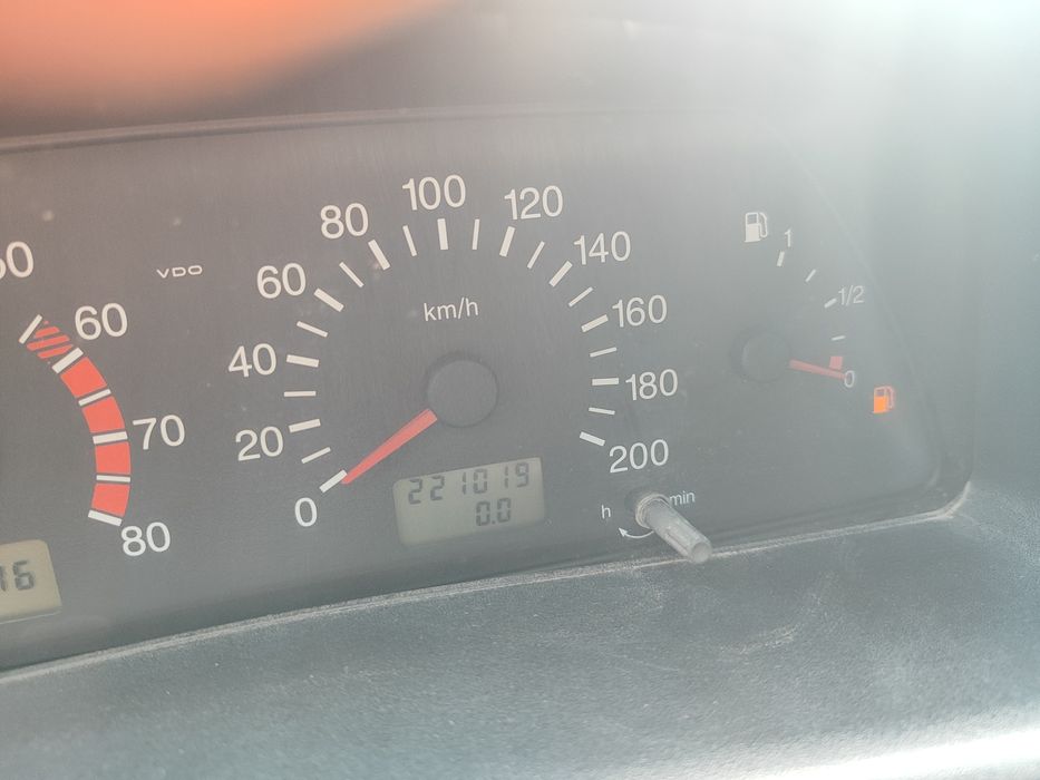 Chevrolet Niva 2004